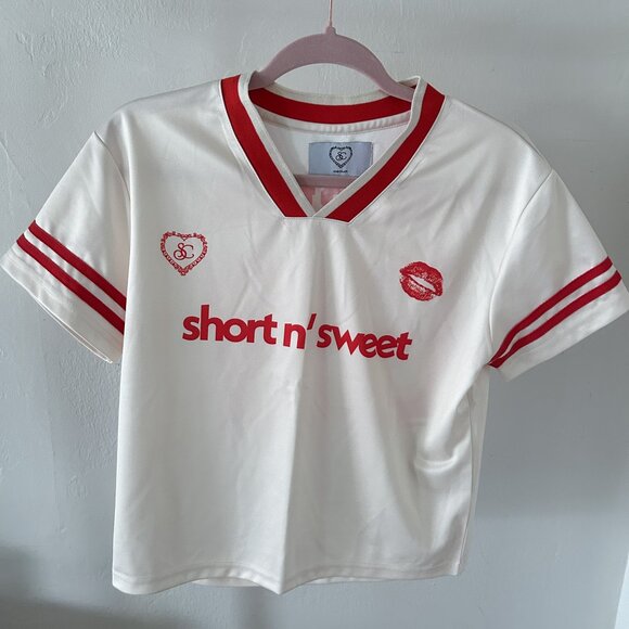 Sabrina Carpenter Red Short n' Sweet 69 Soccer Jersey Official Tour Merch Tee - Picture 1 of 4